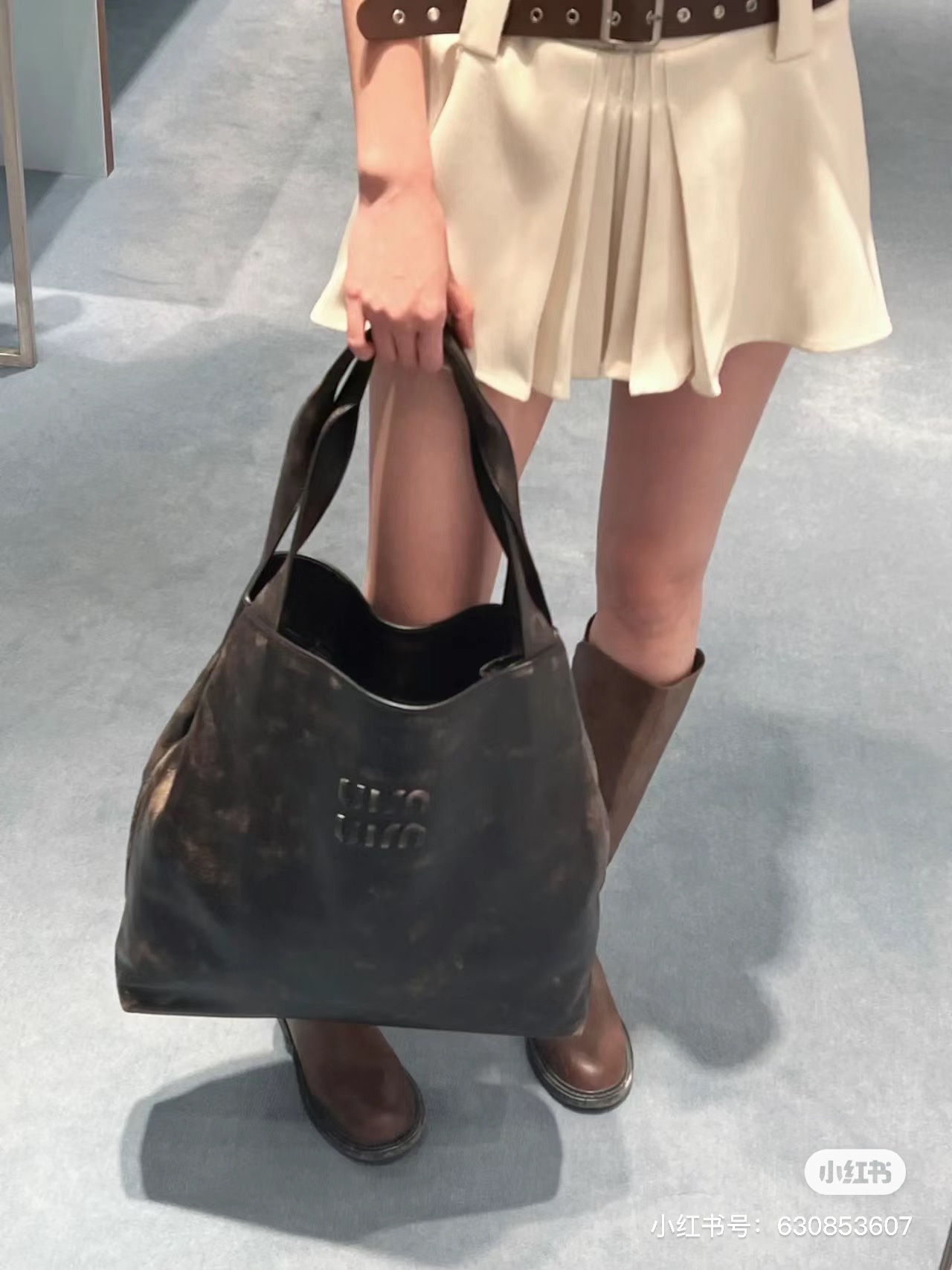 Miu Miu 5BC119 vintage polished leather