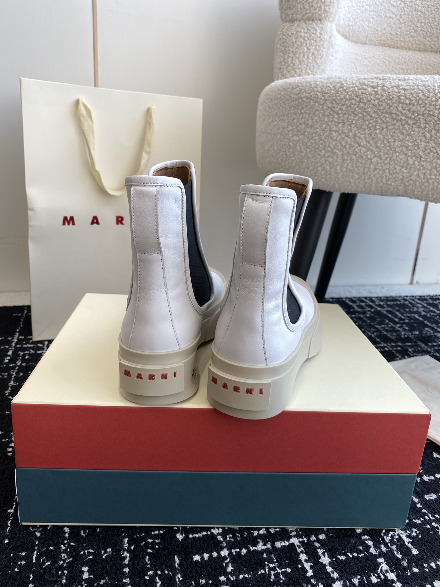 Marni Chelsea Short Boots: Elastic Tech Knit, Leather Shoe Pad, Full-Skinned Calves - 图片 8