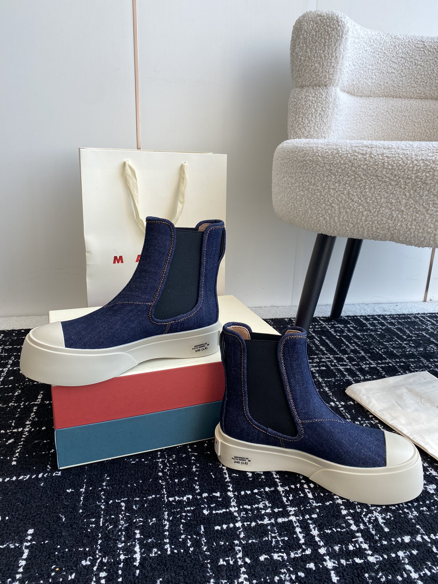Marni Chelsea Short Boots: Elastic Knit, Leather Pad, Full Calfskin, Size 34-41 - 图片 6