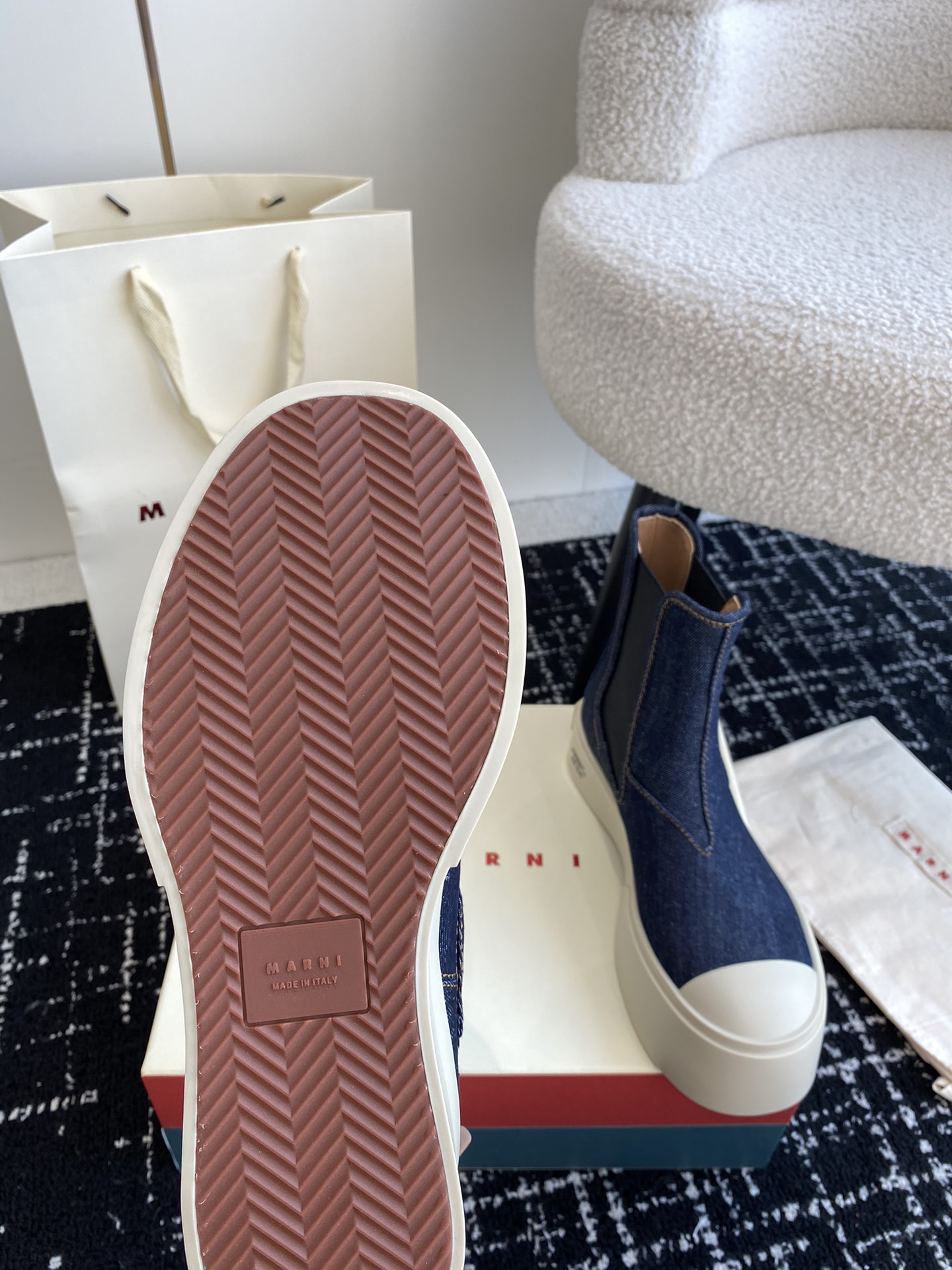 Marni Chelsea Short Boots: Elastic Knit, Leather Pad, Full Calfskin, Size 34-41 - 图片 9