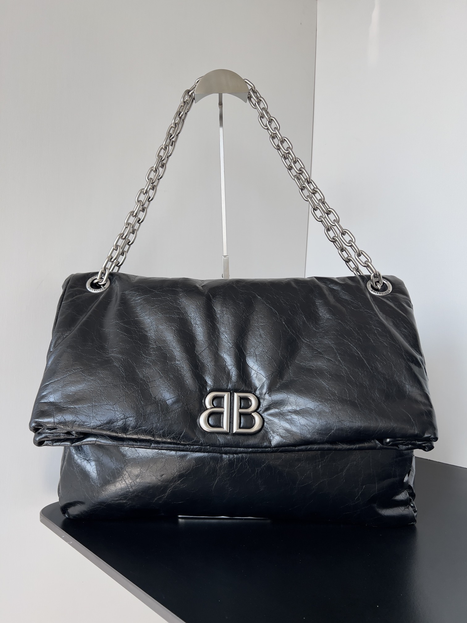 Balenciaga Monaco 爆裂小牛皮 鏈條單肩包