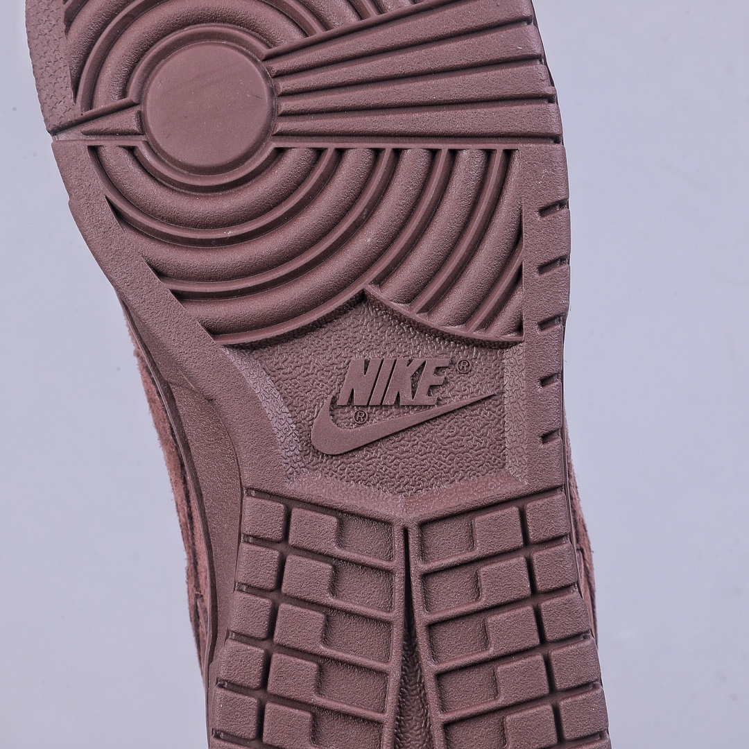 Nike SB Dunk Low Retro X Supreme brown FC1688-120