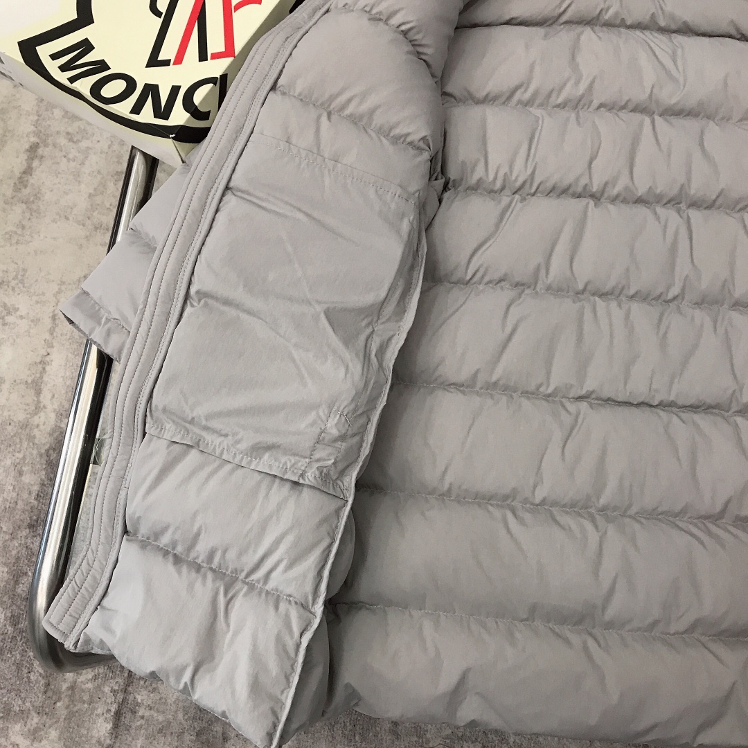 Arcteryx 2023 Children’s Outdoor Feather Jacket: Warm, Durable, Stylish Design. - 图片 8