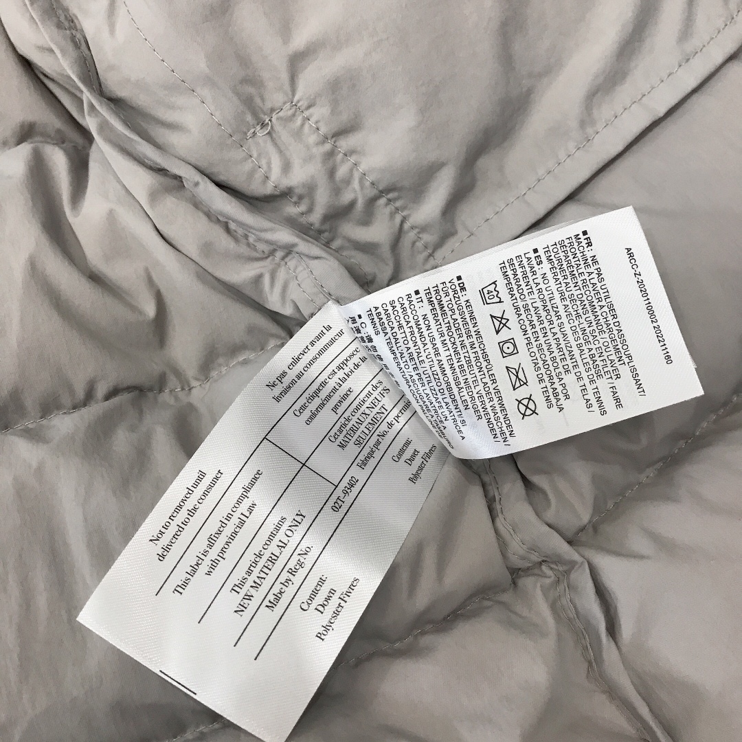 Arcteryx 2023 Children’s Outdoor Feather Jacket: Warm, Durable, Stylish Design. - 图片 7