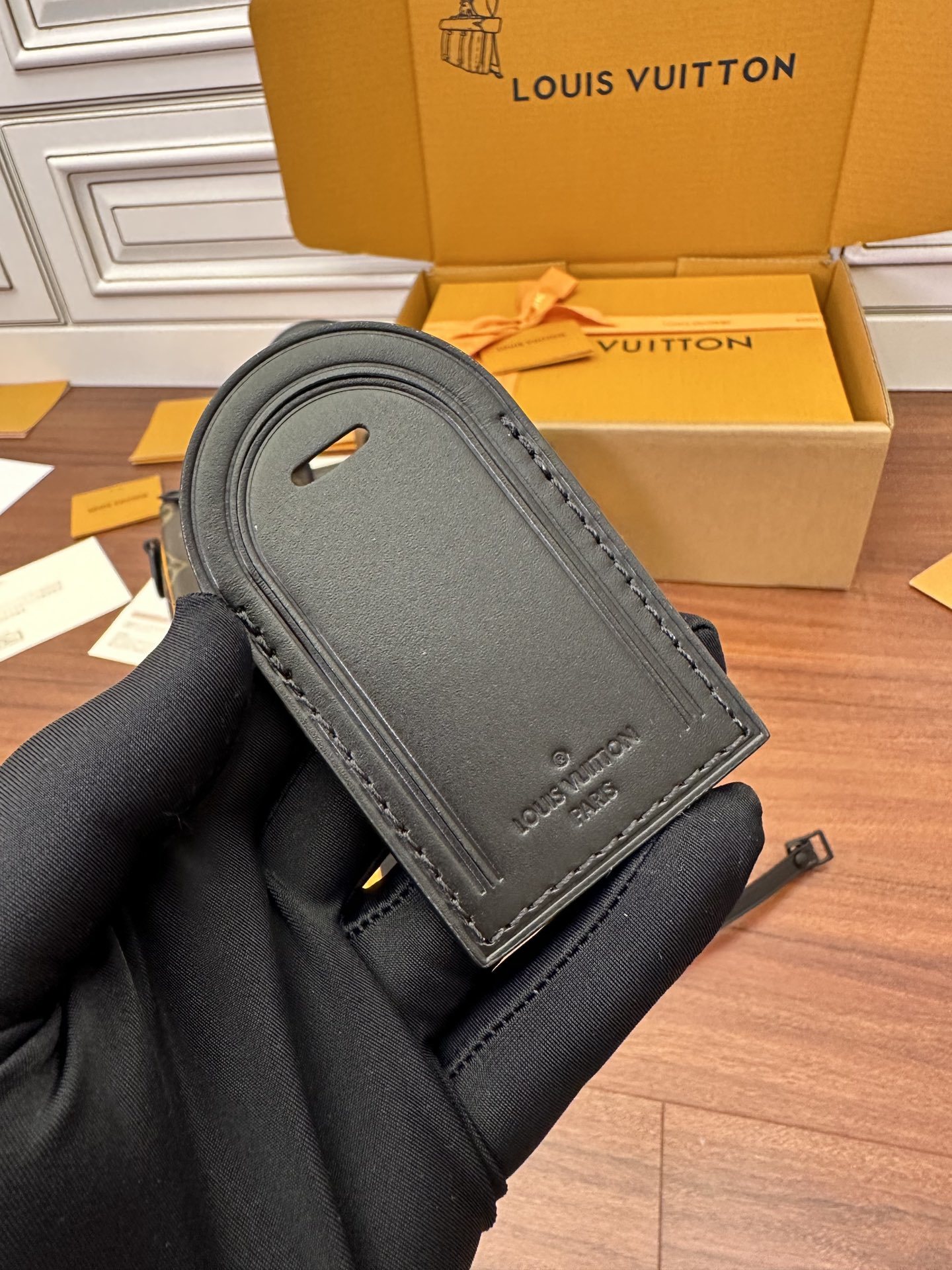 独家首发型号特正版M46687品质全面再次升级专柜同步电子芯片内码新礼盒礼品袋保护纸铜版电子标签合格证皮