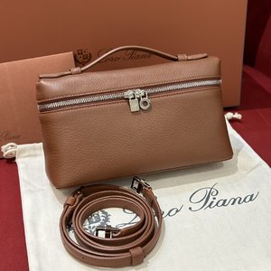 Shop the Best High Quality Loro Piana Crossbody & Shoulder Bags Lychee Pattern Cowhide
