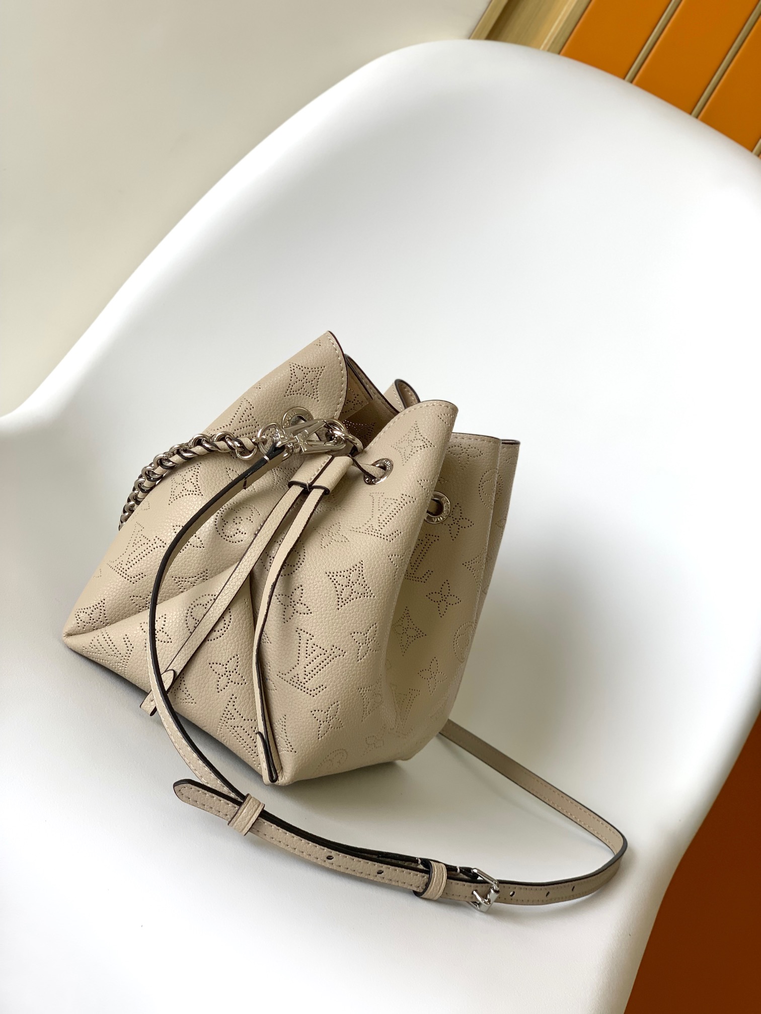 Loewe M22176浅粉 M21144浅蓝