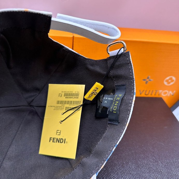 Fendi Double F Baseball Cap packaging