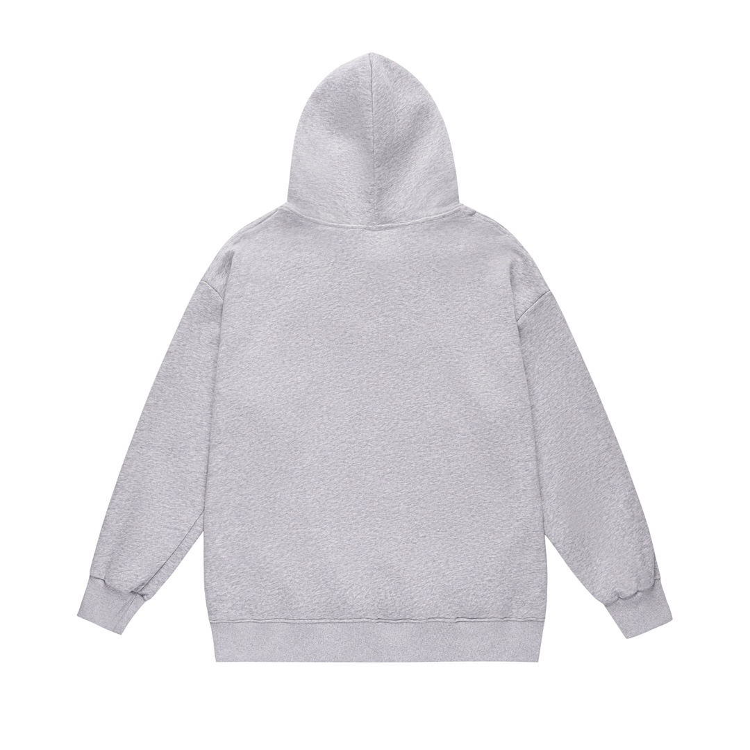 “Stylish Fur and Velvet Tops by Bape for Men and Women” - 图片 6
