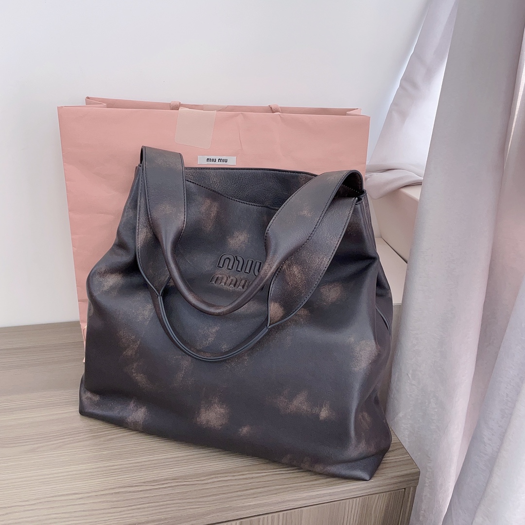 P890 the only matching leather on the market, 5BC119: versatile shape, casual matching