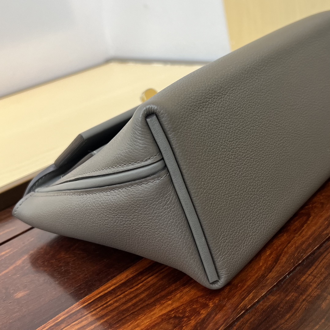 Elegant Mini Kelly 2424 Bag - Stylish Evercolor & Swift Leather Handbag 7 i1695454184 7841 5