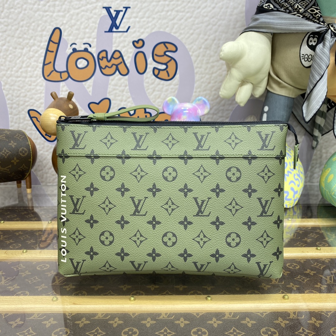 Louis Vuitton Handbags Clutches & Pouch Bags Green Monogram Canvas Pochette M82800