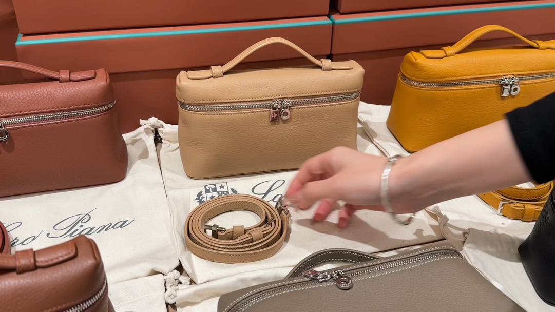 Loro Piana Crossbody & Shoulder Bags Lychee Pattern Cowhide