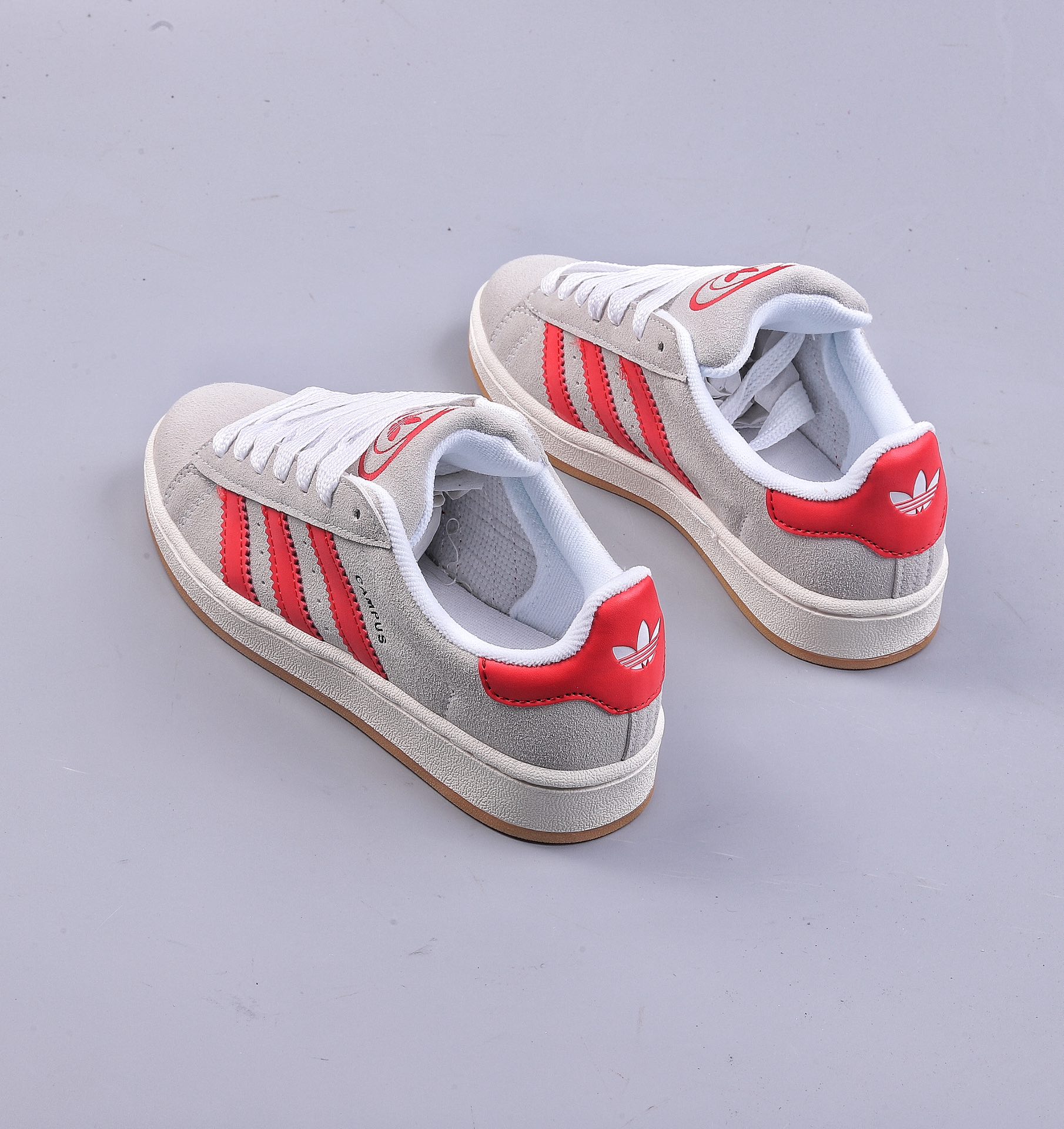 120 Adidas   Originals Campus 00s 学院系列面包风经典复古低帮百搭休闲运动板鞋  GY0037