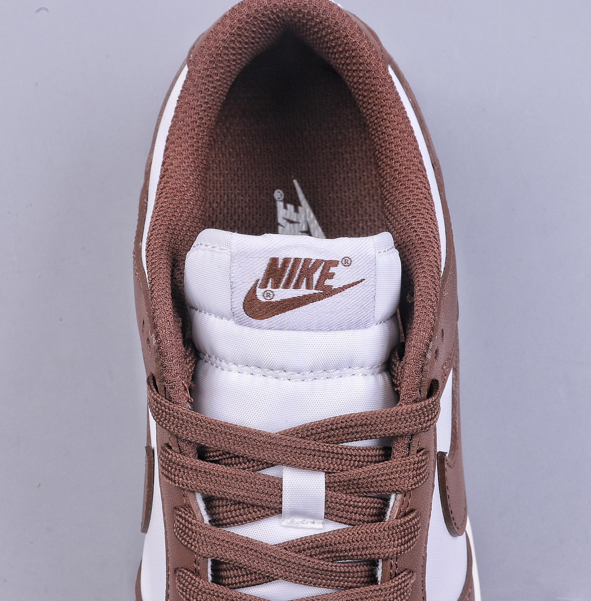 260 A Nike Dunk Low ”Surfaces In Brown And Sail” 巧克力 DD1503-124