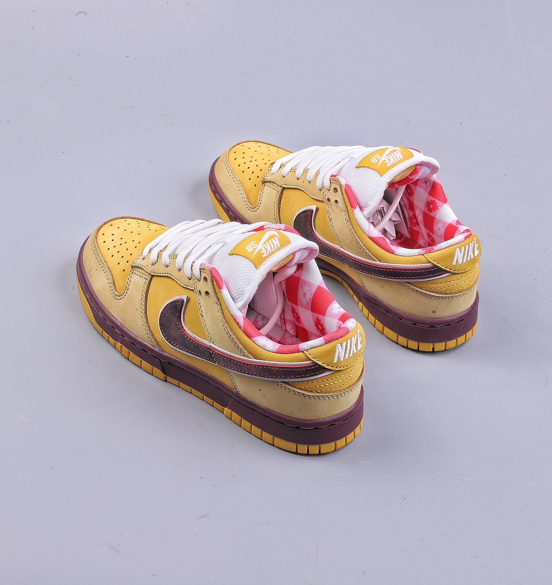 300 Nike SB Dunk Low Yellow Lobster 黄龙虾  313170 137566