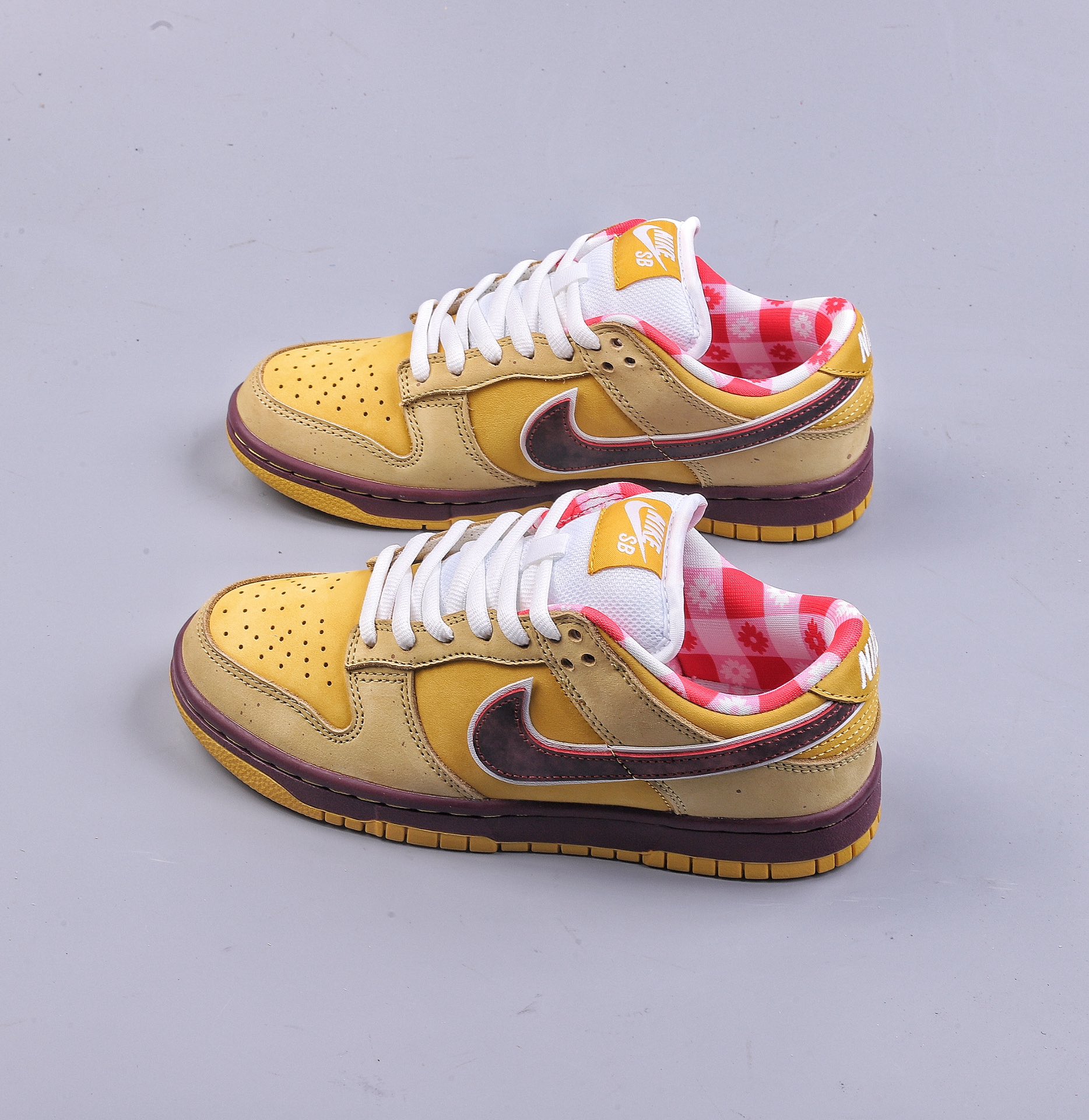 300 Nike SB Dunk Low Yellow Lobster 黄龙虾  313170 137566