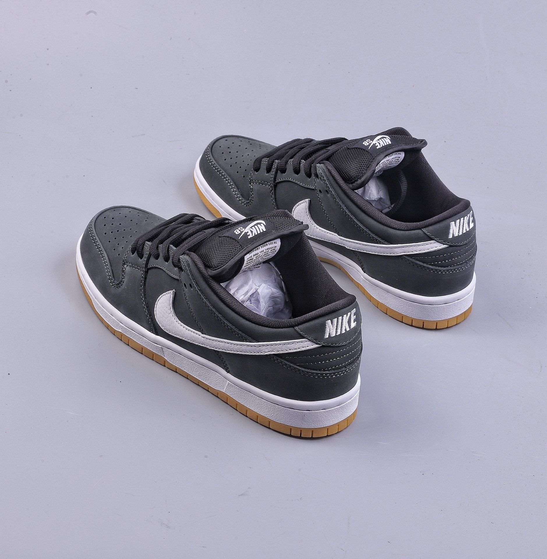 350 S2 Nike  SB Dunk Low ”Black Gum” 生胶黑白 SB低帮休闲板鞋 CD2563-006