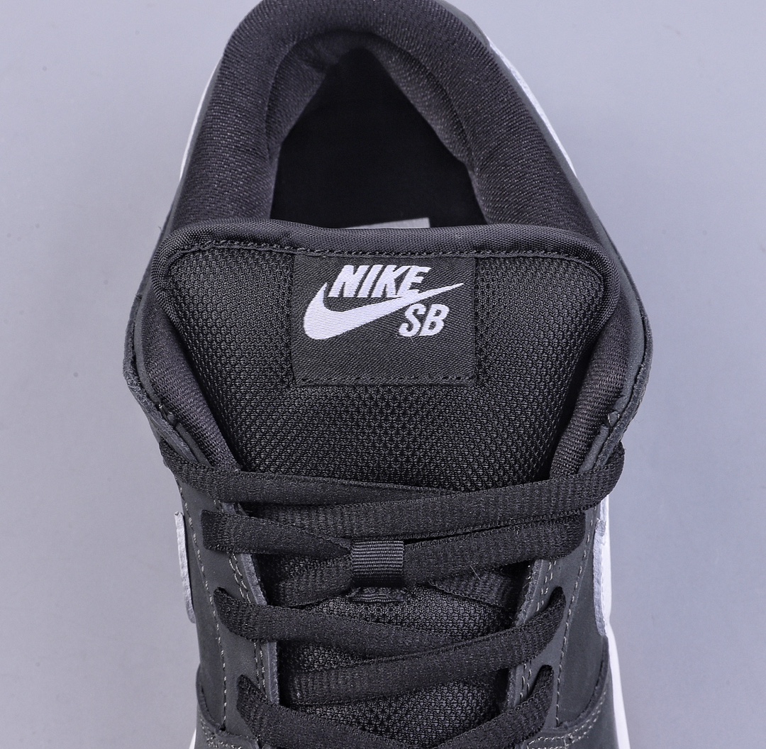 350 S2 Nike  SB Dunk Low ”Black Gum” 生胶黑白 SB低帮休闲板鞋 CD2563-006