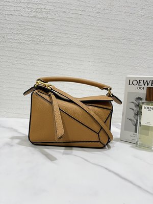 Loewe Puzzle Bags Handbags Online Sale
 Caramel Calfskin Cotton Cowhide Mini