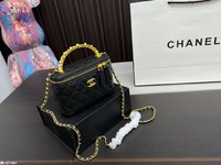 Chanel Cosmetic Bags Fashion