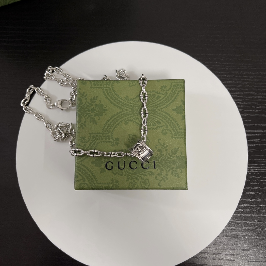 NO:603217,Popular items at the counter, factory direct sales price, original one-to-one reproduction, men's and women's models, Gucci necklaces, fine jewelry, gucci, necklace19860909专柜爆款 厂家直销价 原版一比一复刻 男女款 古驰项链,饰品精品,gucci,necklace,Jewelry