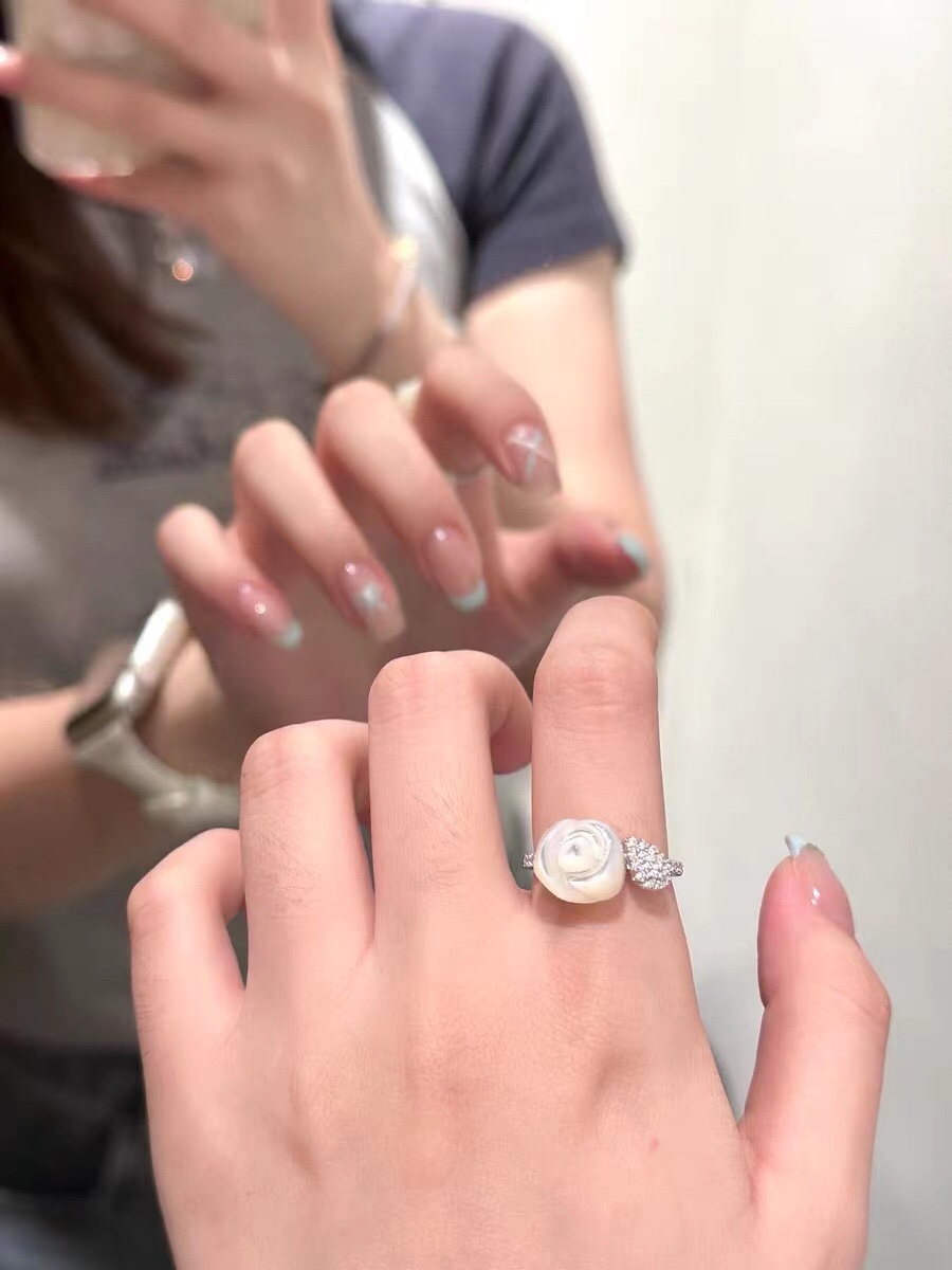 WHERE’S THE WHITE ROSE RING - 图片 7