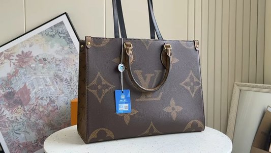 Louis Vuitton LV Onthego Fashion Bags Handbags M45321