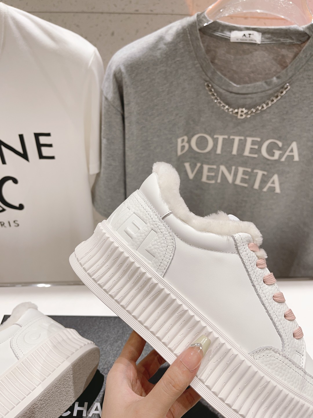 高版本出厂 Chanel*小香2025ss🦋大熊猫拼色厚底饼干鞋羊毛内里休闲鞋网红明星同款 专柜最新走秀