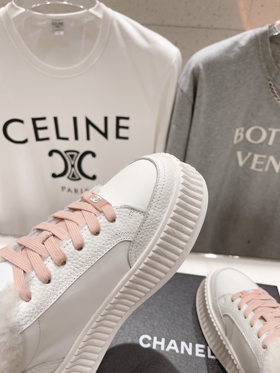 高版本出厂 Chanel*小香2025ss🦋大熊猫拼色厚底饼干鞋羊毛内里休闲鞋网红明星同款 专柜最新走秀