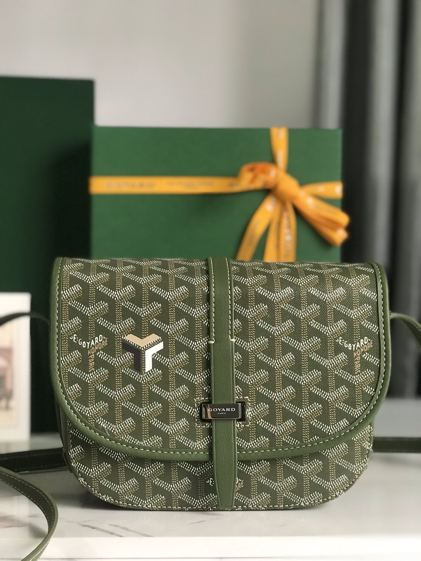 【Goyard戈雅】全新推出的Belvédère 单条邮差包，最经典的...