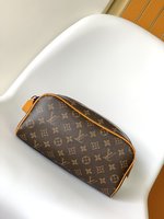 Louis Vuitton Clutches & Pouch Bags Online Sales
 Black Grid Monogram Canvas Fabric M46354