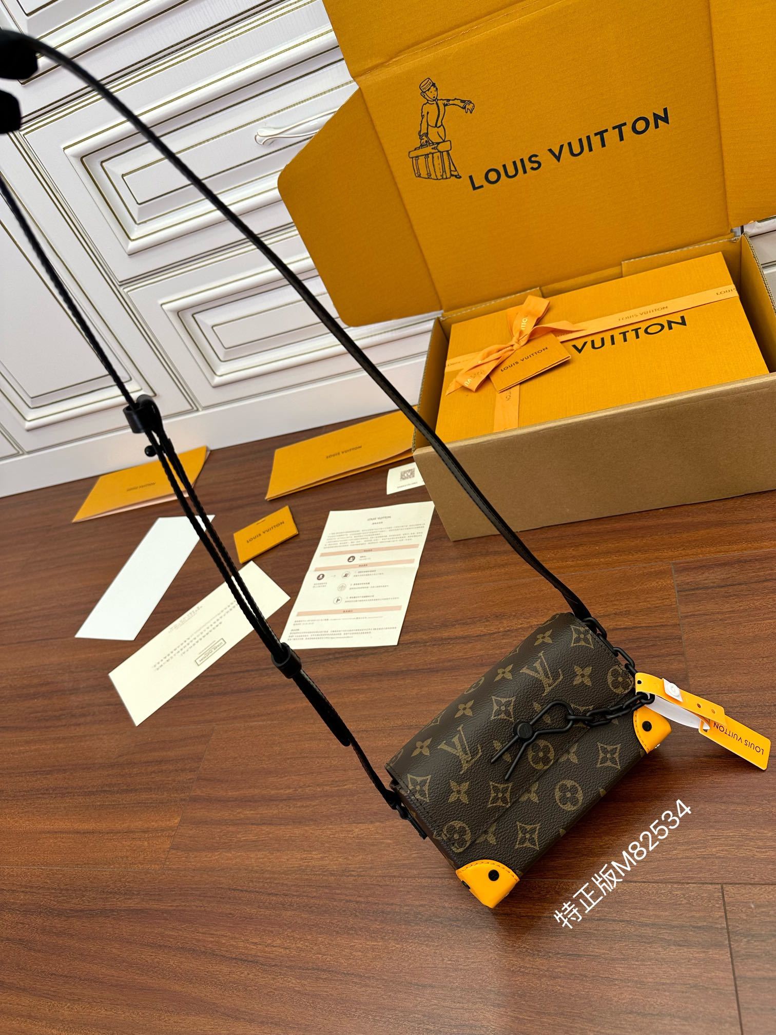 独家首发型号特正版M82534品质全面再次升级专柜同步电子芯片内码新礼盒礼品袋保护纸铜版电子标签合格证皮