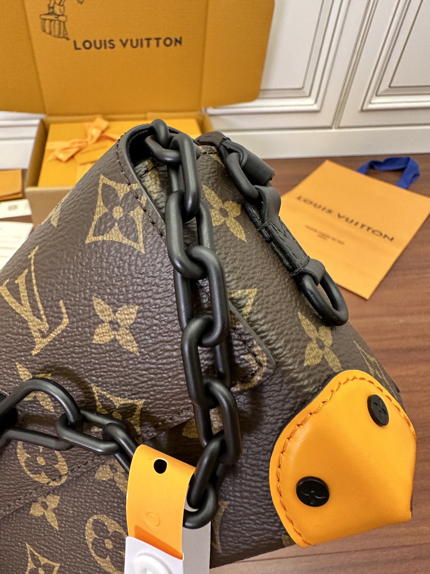 路易威登 Louis Vuitton 高定典藏名品高定成衣时装外套连衣裙衬衫T恤 #A16D53E4 3