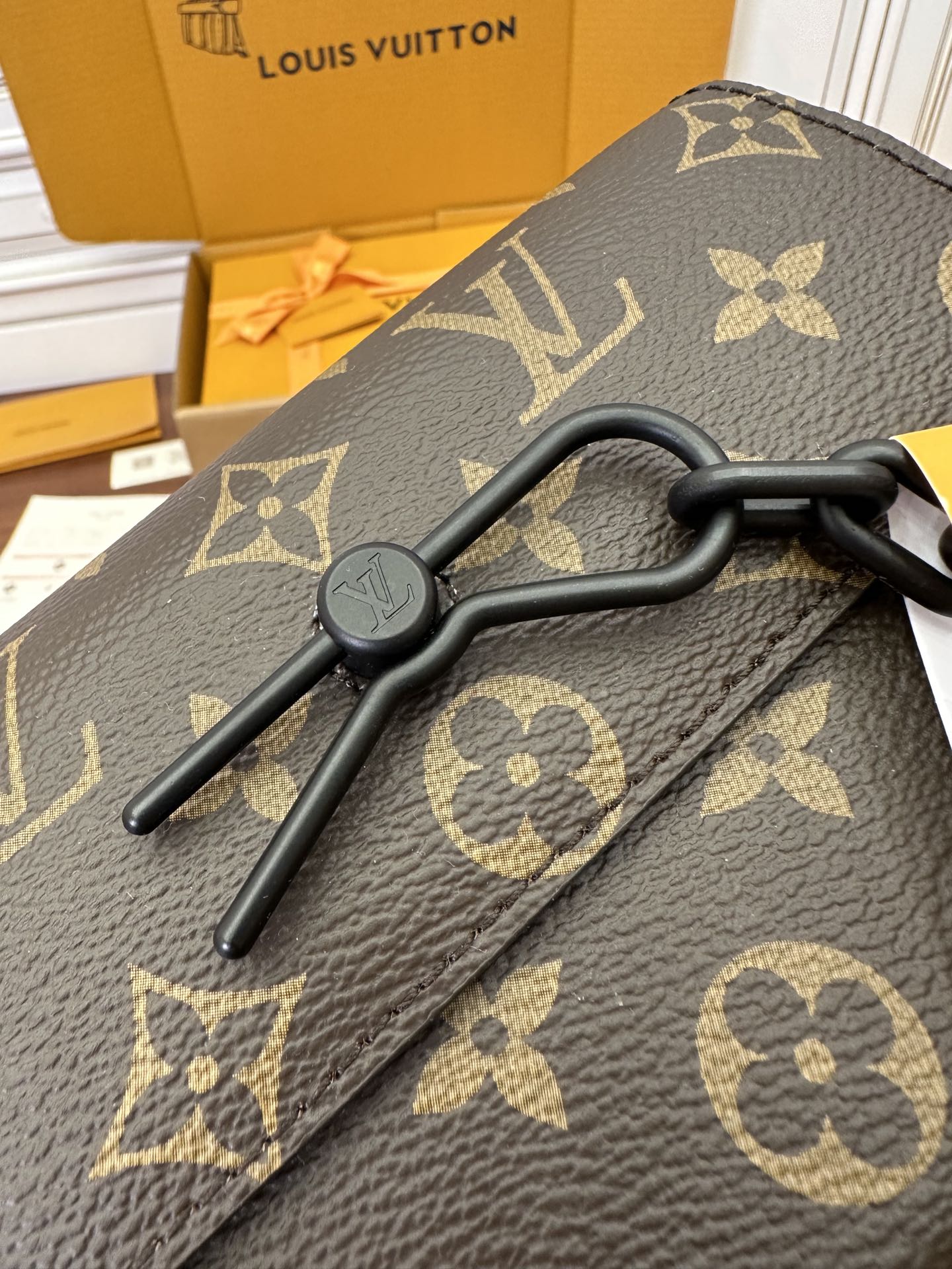 路易威登 Louis Vuitton 高定典藏名品高定成衣时装外套连衣裙衬衫T恤 #A16D53E4 8
