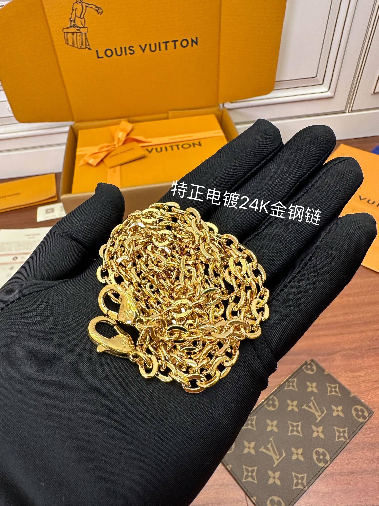 独家首发型号特正版M81896品质全面再次升级专柜同步电子芯片内码新礼盒礼品袋保护纸铜版电子标签合格证皮