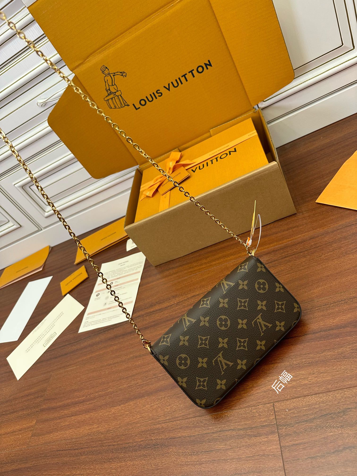 独家首发型号特正版M81896品质全面再次升级专柜同步电子芯片内码新礼盒礼品袋保护纸铜版电子标签合格证皮