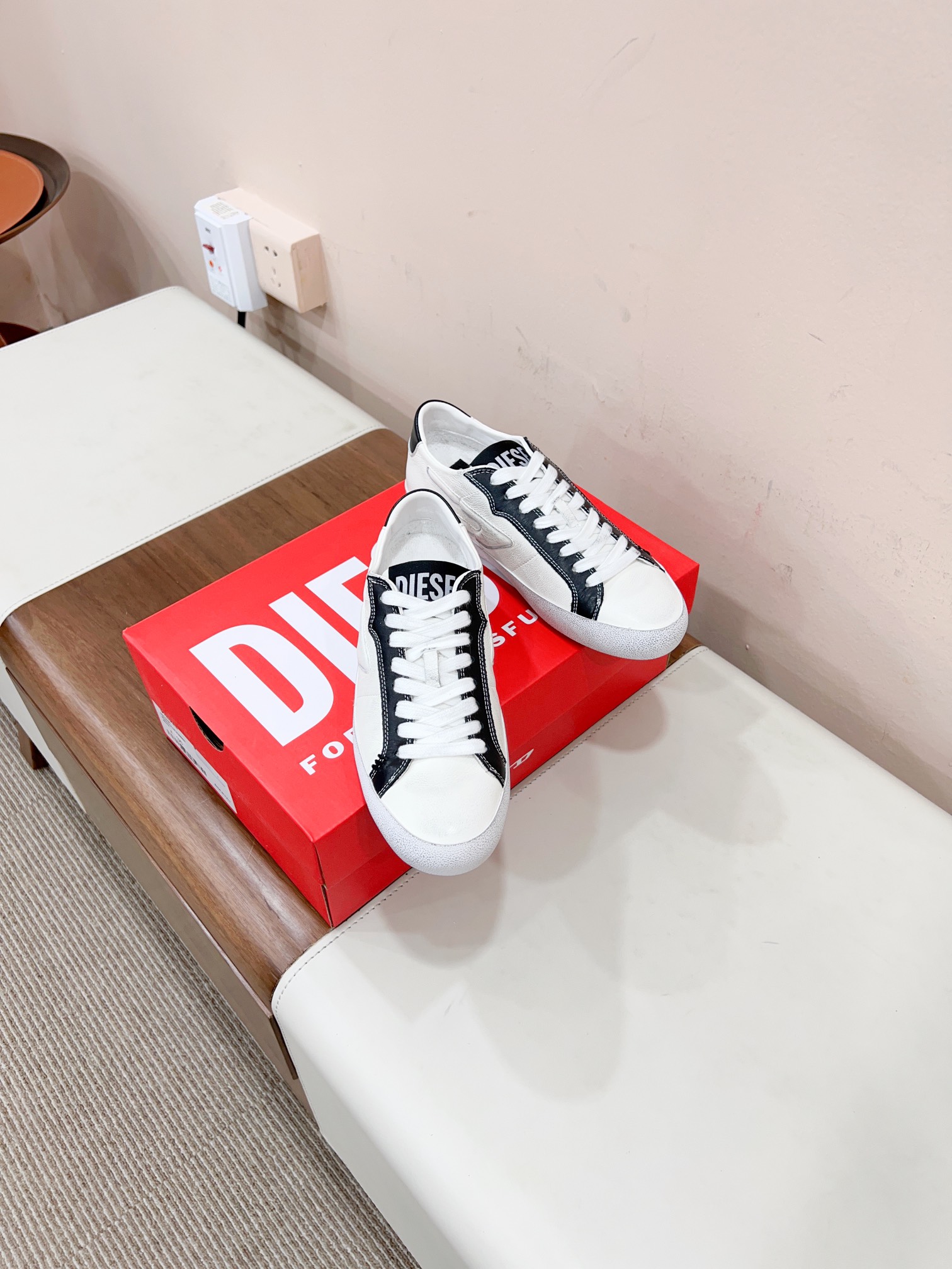 “2023 Certified Diesel Quail Recreational Shoes: Simple Design, Exclusive Color, Best Value” - 图片 1