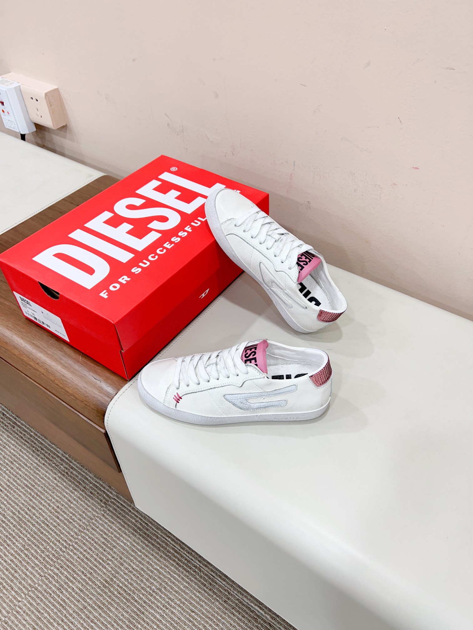 2023 Certified Diesel Quail Sneakers: Simple Design, Exclusive Color, Best Value - 图片 3