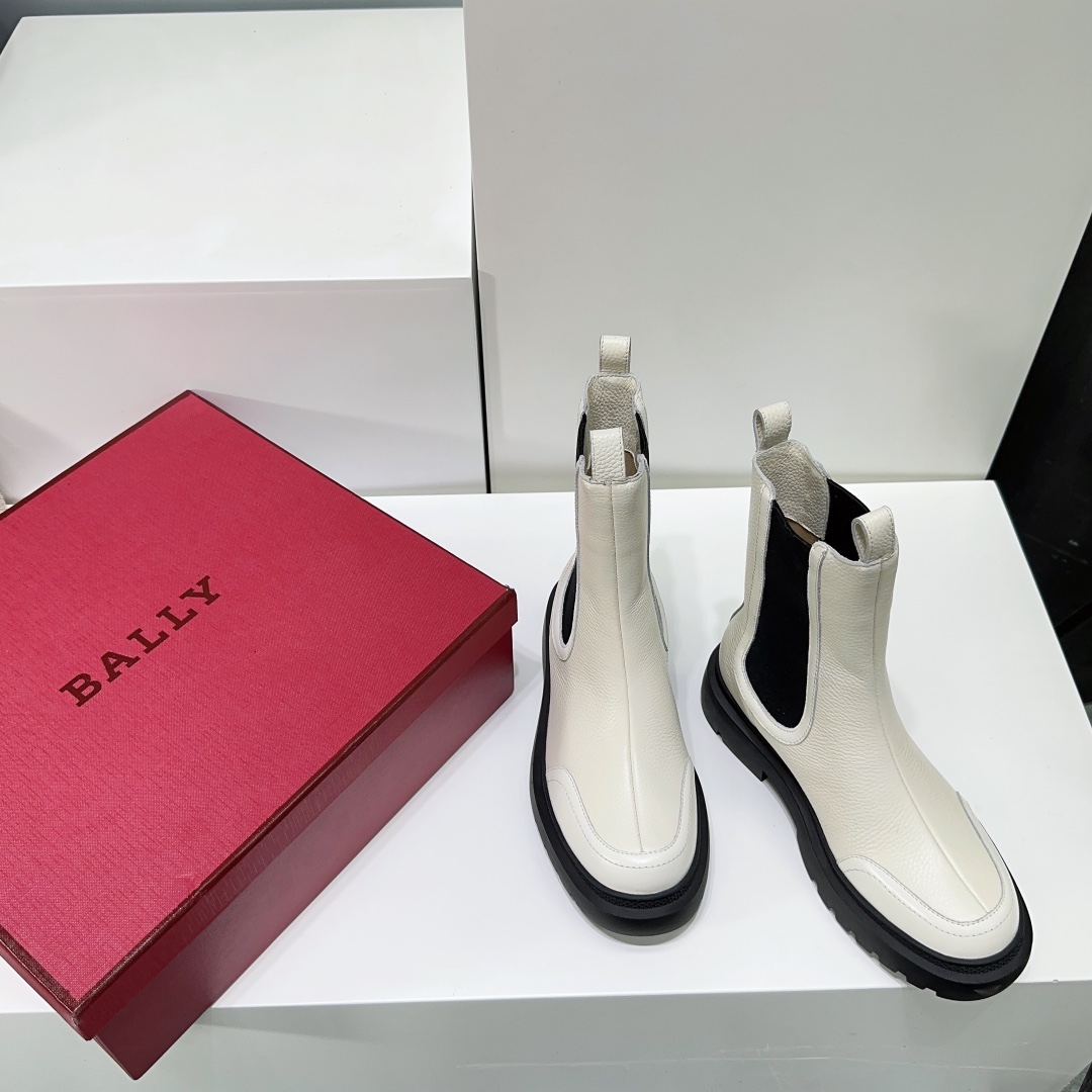 “High-Quality Balley/Barley 23s Short Boots for Fall and Winter Fashion”