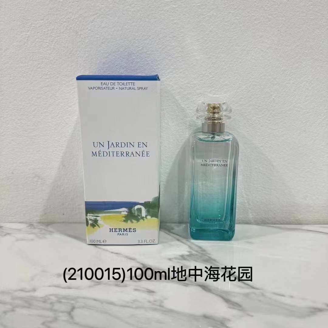 90💰
泄湖，地中海，雨后，西苔岛断货✔️爱马仕花园系列香水100ml！味道：屋顶，尼罗河，地中海，李先生，泄湖，雨后，西苔岛。