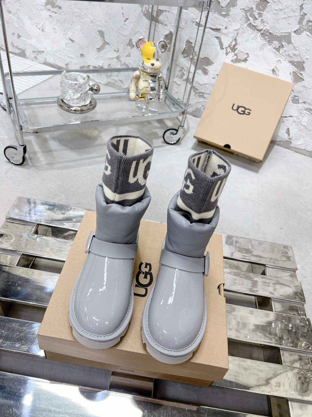 UGG二代袜筒雪地靴 - 防寒性抜群の快適設計
