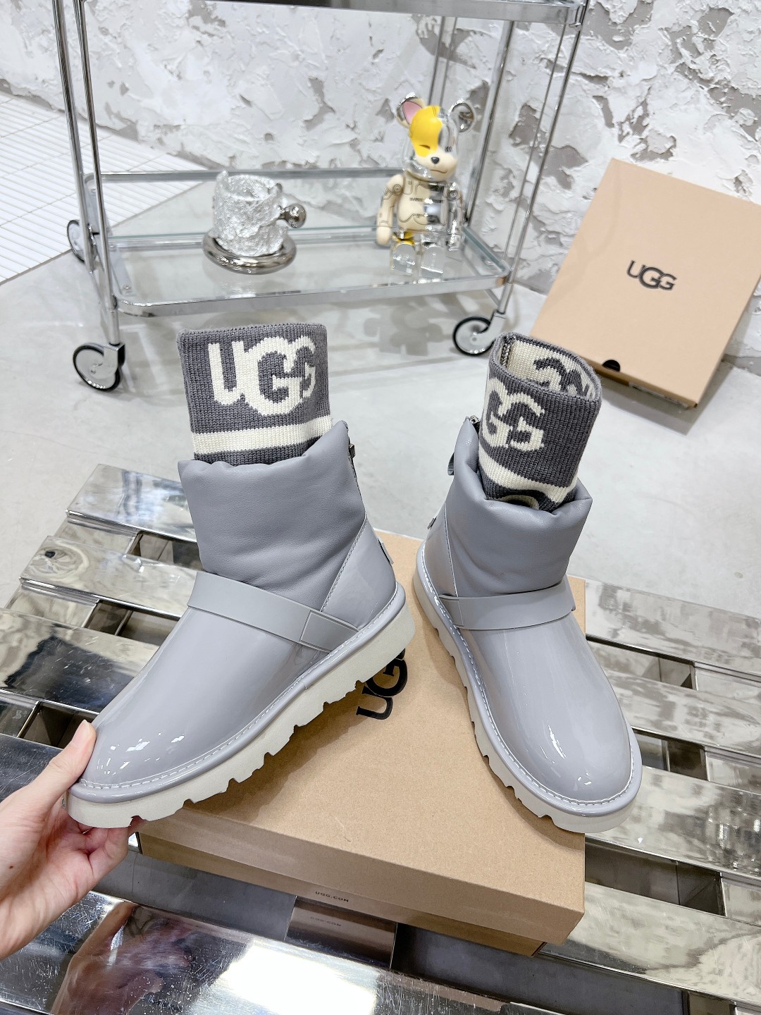 UGG二代袜筒雪地靴 - 防寒性抜群の快適設計