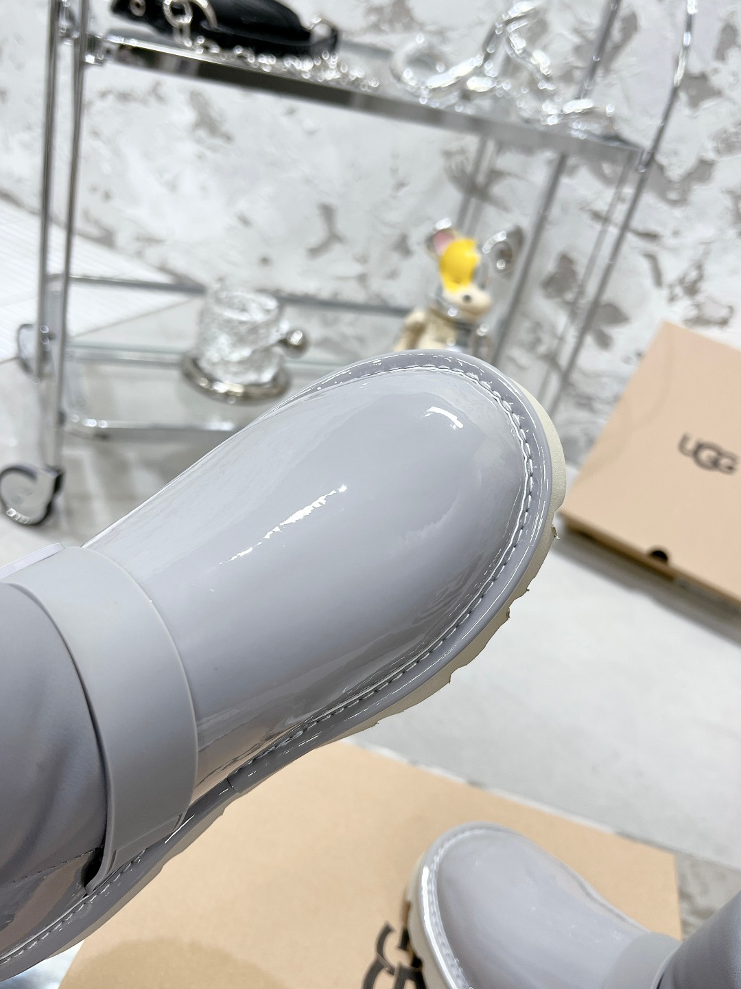 UGG二代袜筒雪地靴 - 防寒性抜群の快適設計