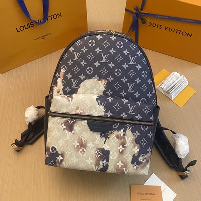 Louis Vuitton LV Discovery Bags Backpack Rose Monogram Canvas Spring Collection M23905