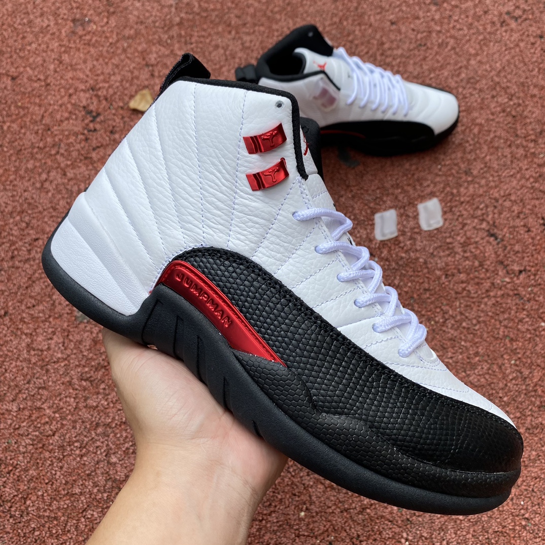 aj12白黑红高帮尺码40-47.5