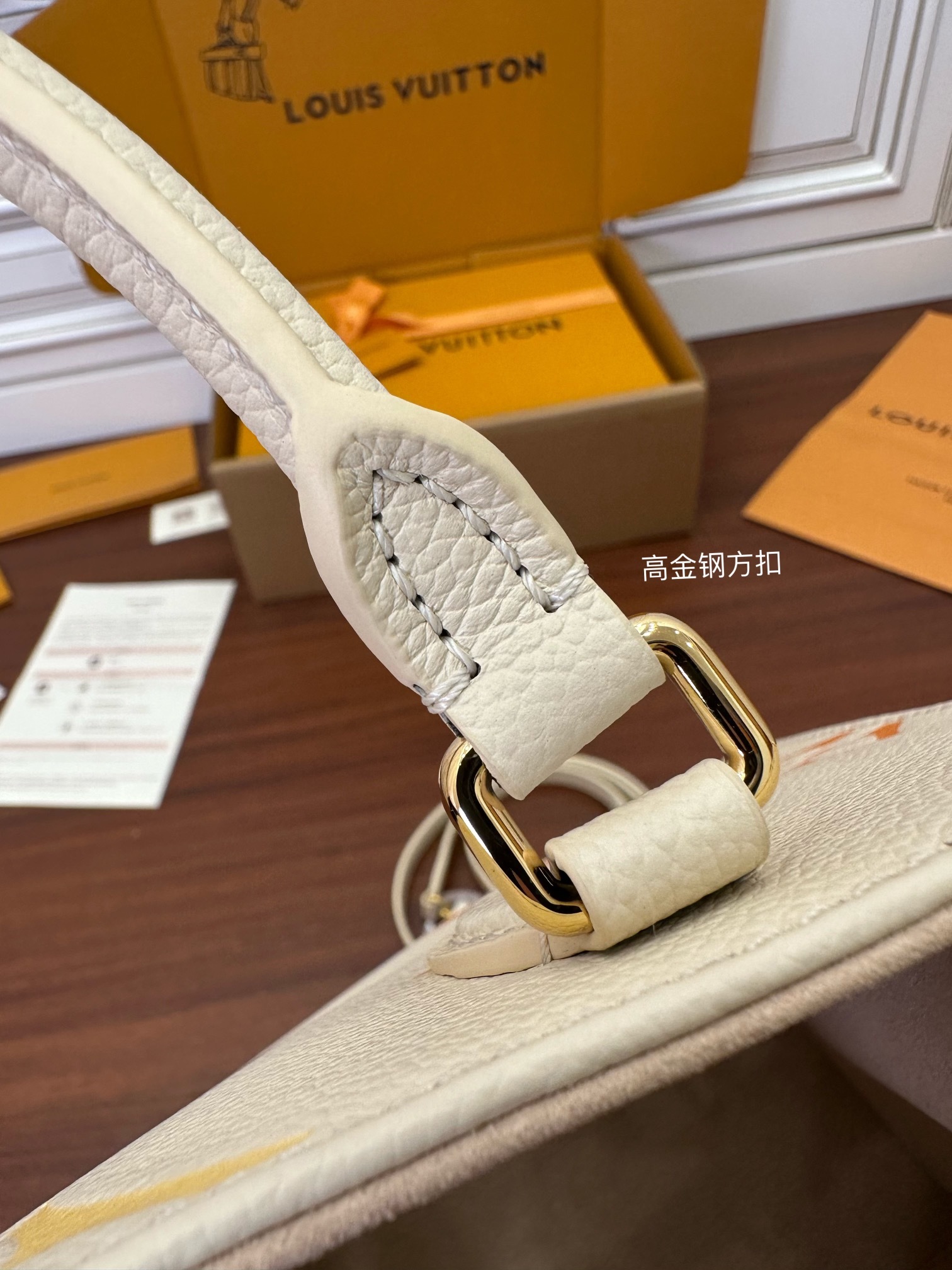 独家首发型号特正版M46513品质全面再次升级专柜同步电子芯片内码新礼盒礼品袋保护纸铜版电子标签合格证皮