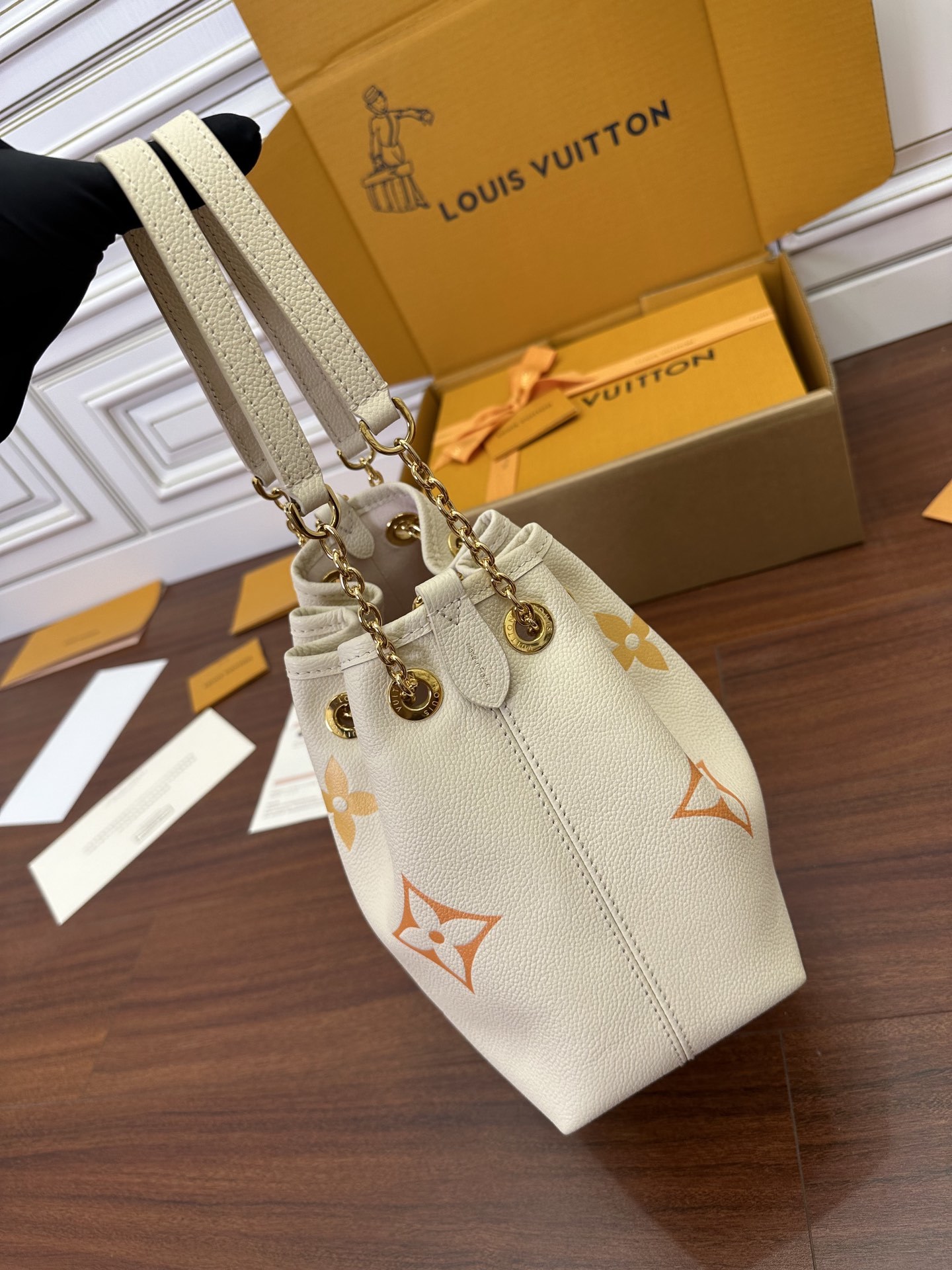 独家首发型号特正版M46545品质全面再次升级专柜同步电子芯片内码新礼盒礼品袋保护纸铜版电子标签合格证皮