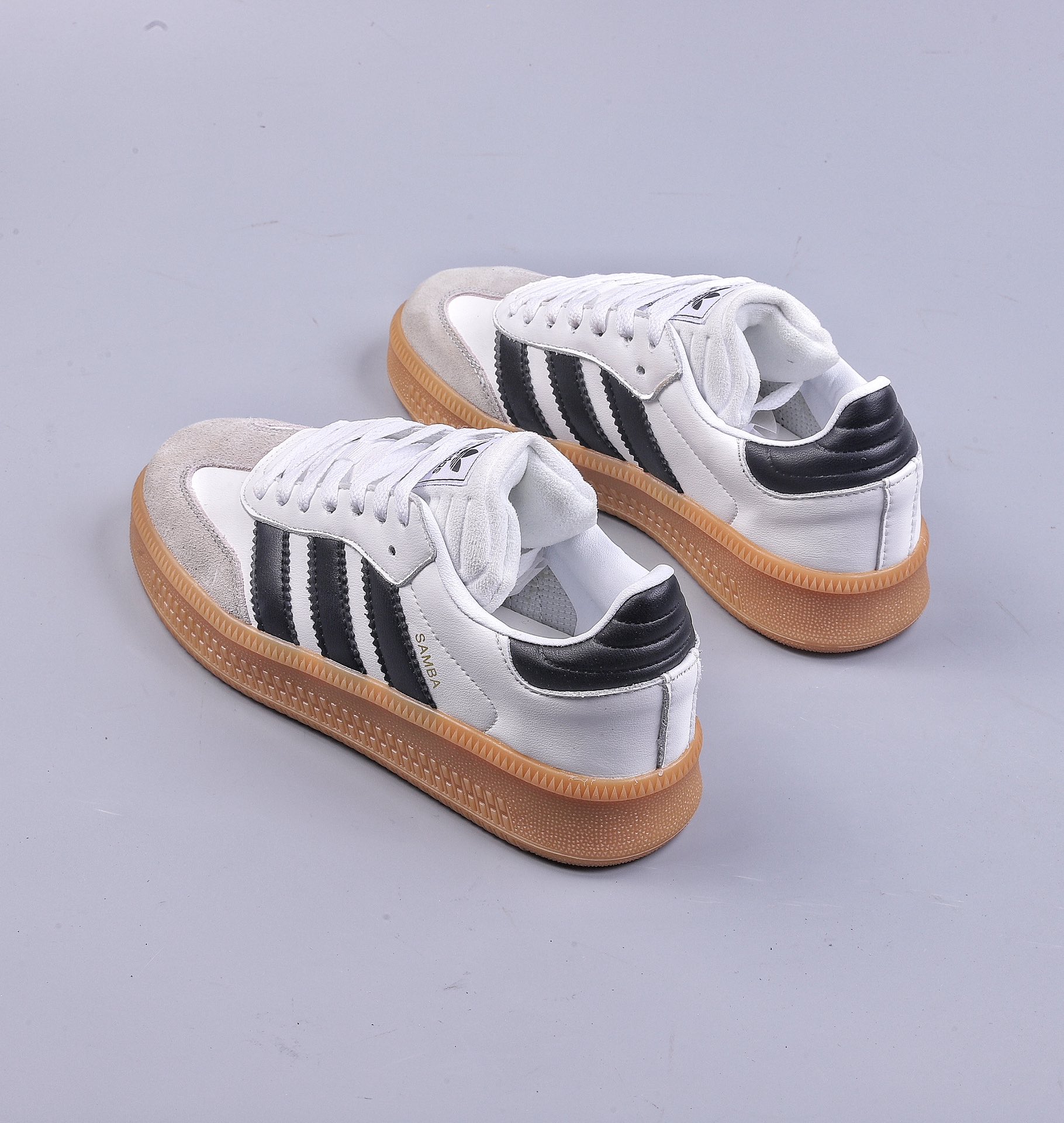 150 adidas Originals Samba XLG 桑巴 厚底生胶底 桑巴系列德训百搭复古低帮板鞋 IE1377