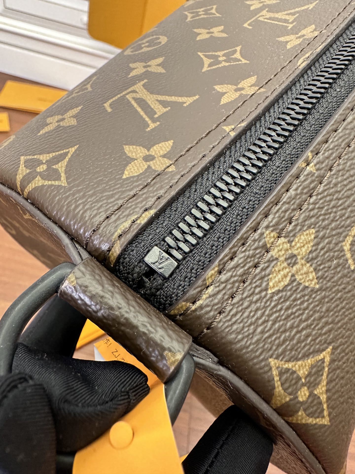 独家首发型号特正版M46691品质全面再次升级专柜同步电子芯片内码新礼盒礼品袋保护纸铜版电子标签合格证皮